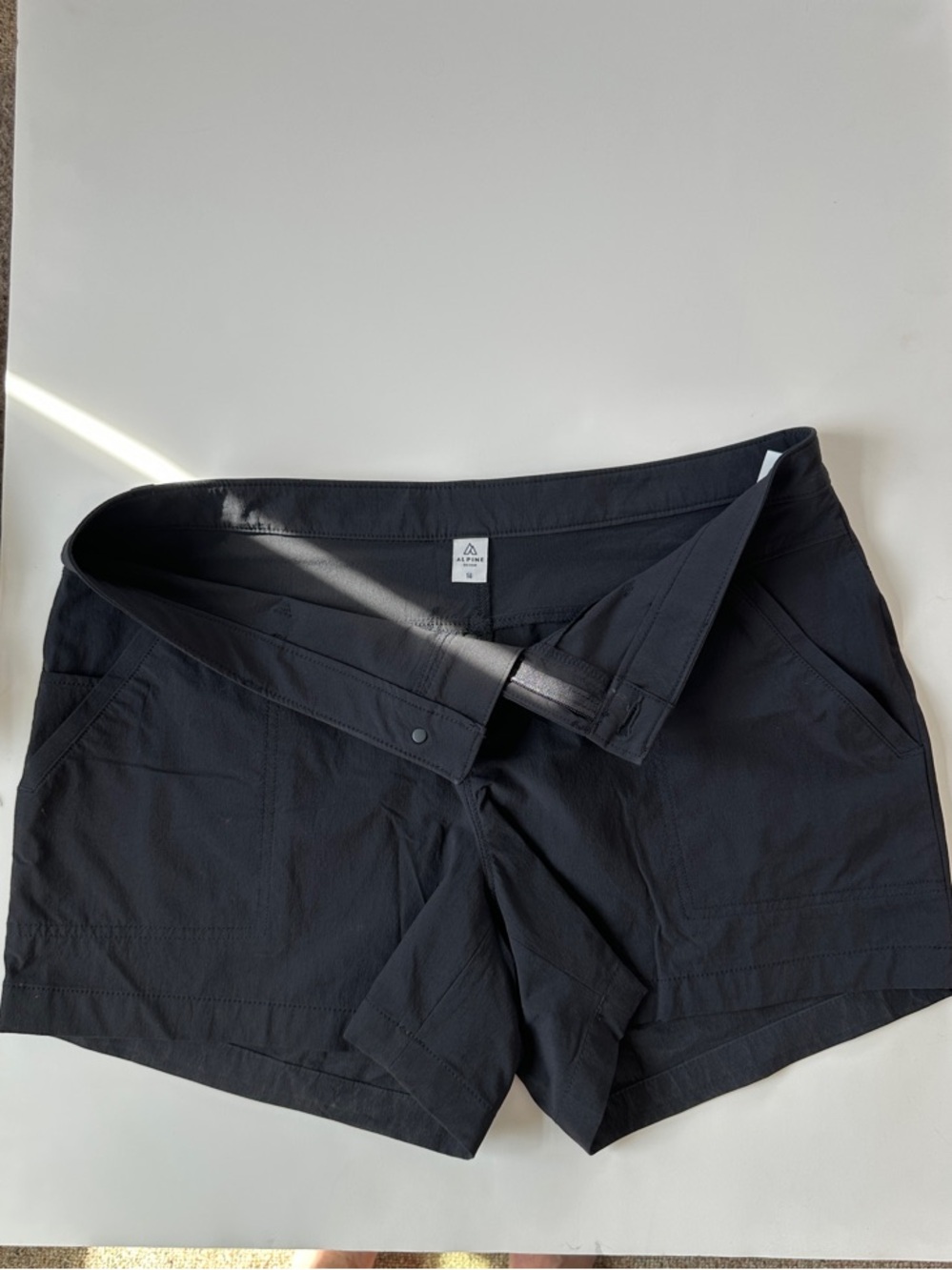 Alpine Design Black Active Shorts Women’s